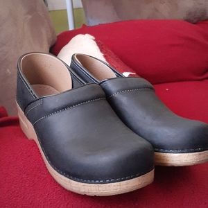 Dansko pro clogs